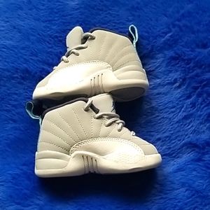 Air Jordan Retro Sneakers